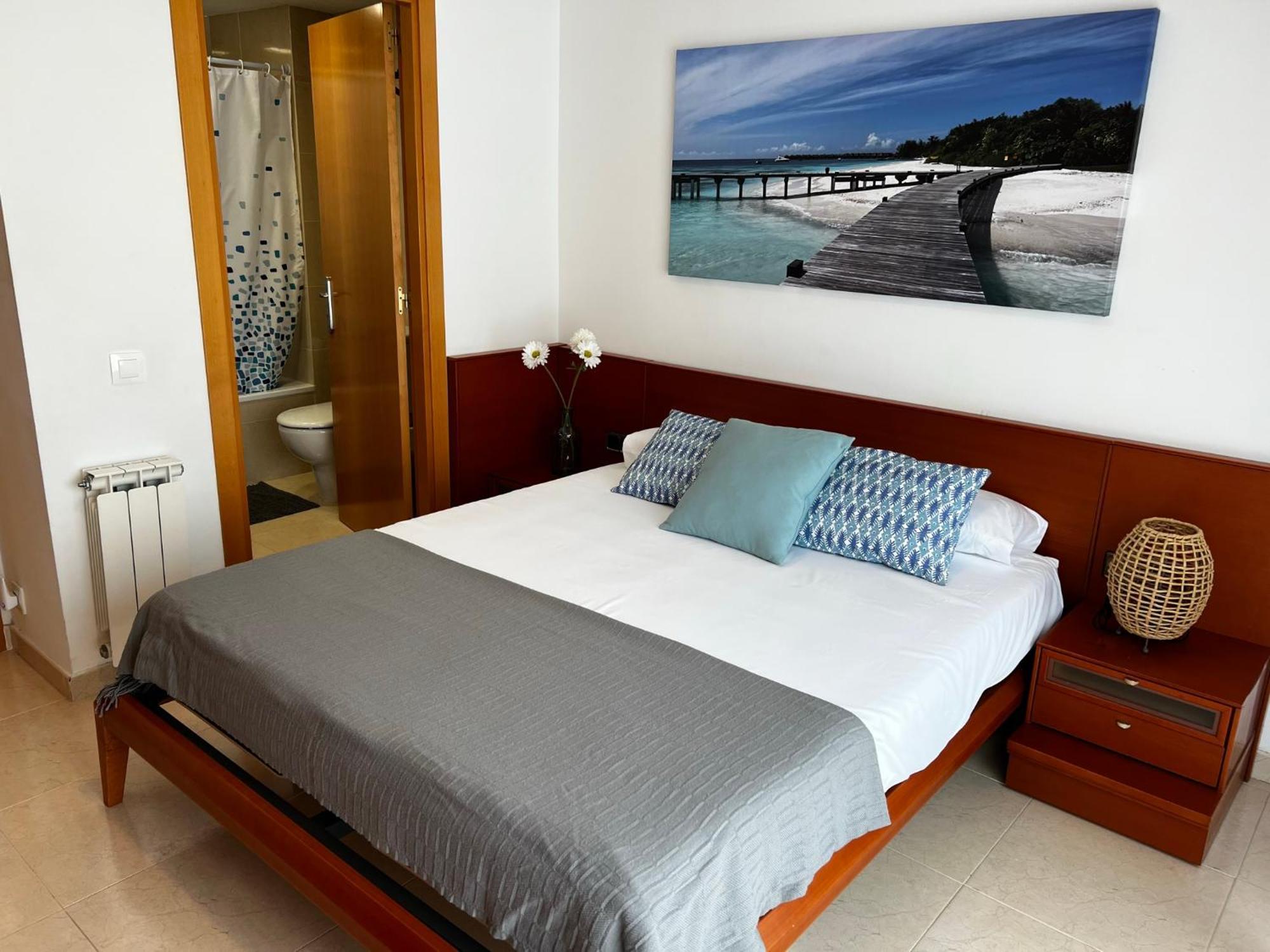 Cozy Beach House With Pool & Bbq Cubelles Bagian luar foto