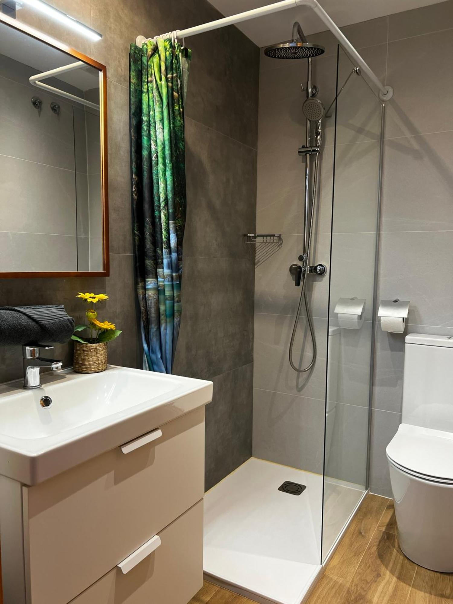 Cozy Beach House With Pool & Bbq Cubelles Bagian luar foto